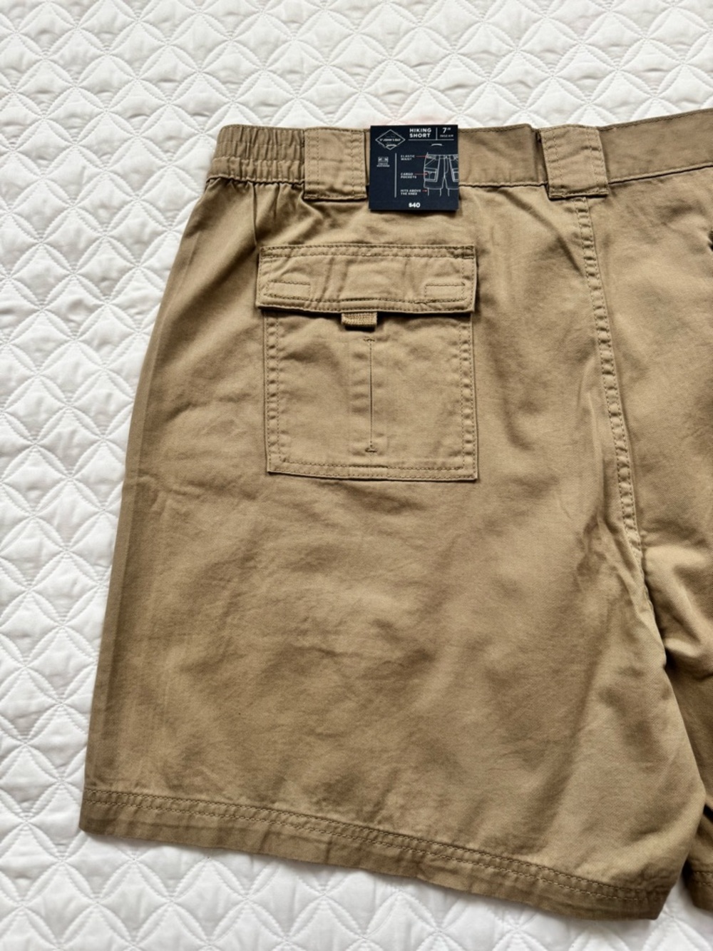 NWT St. John's Bay 100% Cotton Tan Hiking Cargo 7" Inseam Shorts Size 44 - Picture 9 of 13